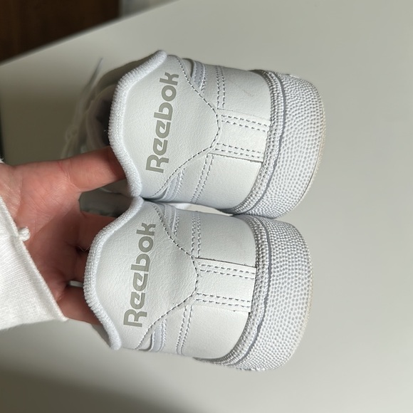 Reeboks - Picture 3 of 5